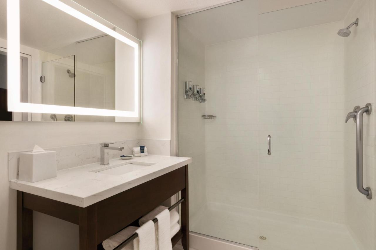 Four Points By Sheraton Sacramento Airport Екстериор снимка