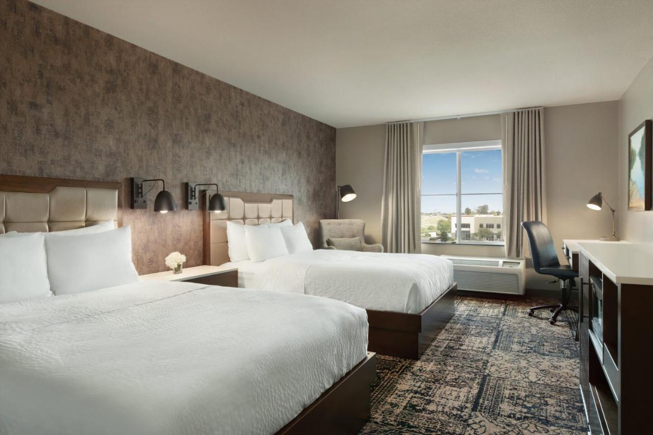 Four Points By Sheraton Sacramento Airport Екстериор снимка