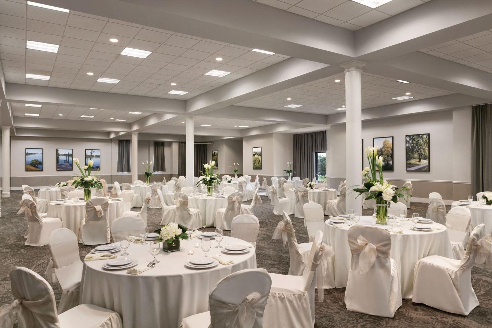 Four Points By Sheraton Sacramento Airport Екстериор снимка