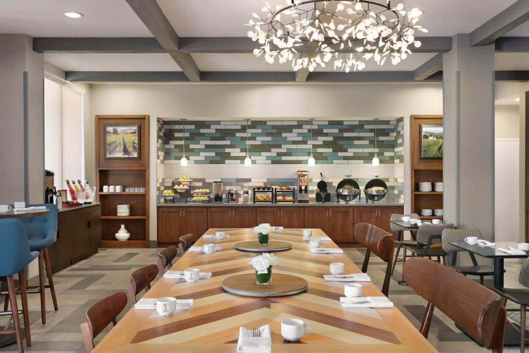 Four Points By Sheraton Sacramento Airport Екстериор снимка